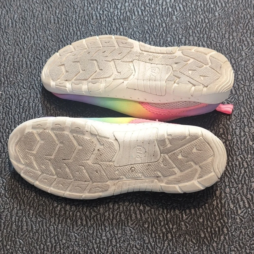 Children's Place Rainbow Water Shoes